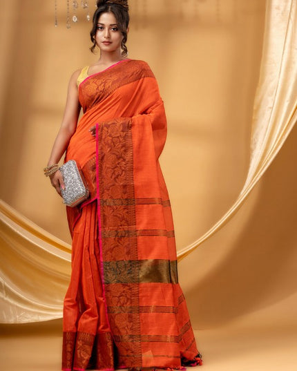 DESH BIDESH Floral Woven Design Taant Saree