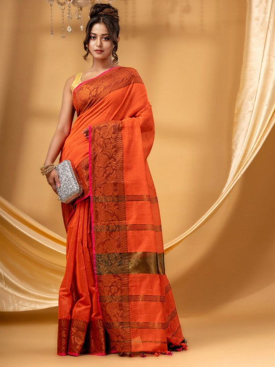 DESH BIDESH Floral Woven Design Taant Saree