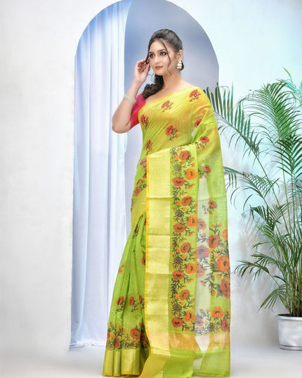 Exquisite Floral Printed Saree with Zari Border for Women