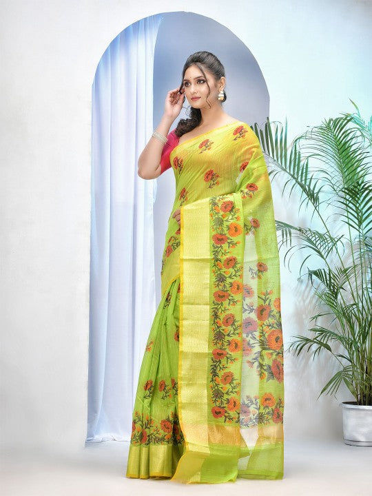 Exquisite Floral Printed Saree with Zari Border for Women