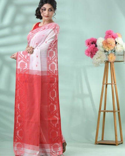 Exquisite White & Red Handloom Saree: Floral Woven Design, Cotton Blend for Women