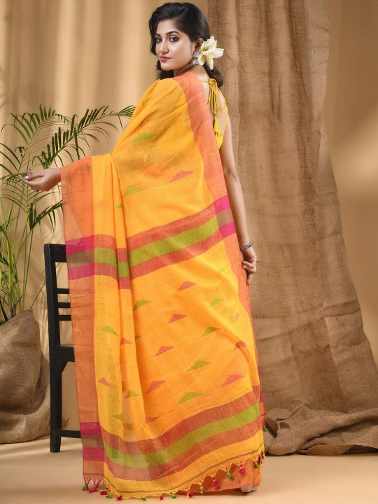 DESH BIDESH Woven Design Pure Cotton Taant Saree
