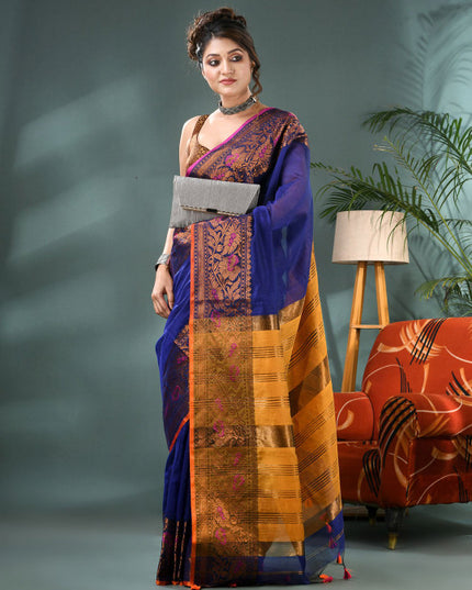 DESH BIDESH Woven Design Zari Kanjeevaram Saree With Blouse Piece
