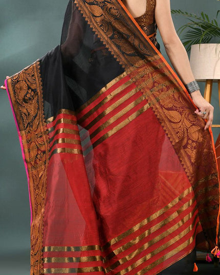DESH BIDESH Zari Silk Cotton Kanjeevaram Saree