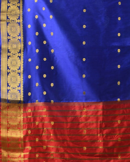 Exquisite Royal Blue Woven Design Zari Kanjeevaram Saree with Blouse Piece