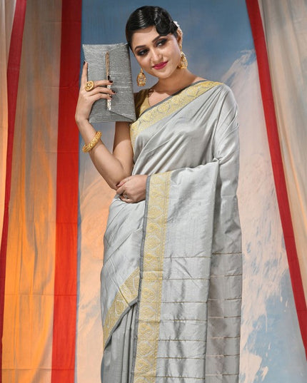 Exquisite Silk Blend Saree with Ethnic Motifs - Perfect Traditional Indian Wear