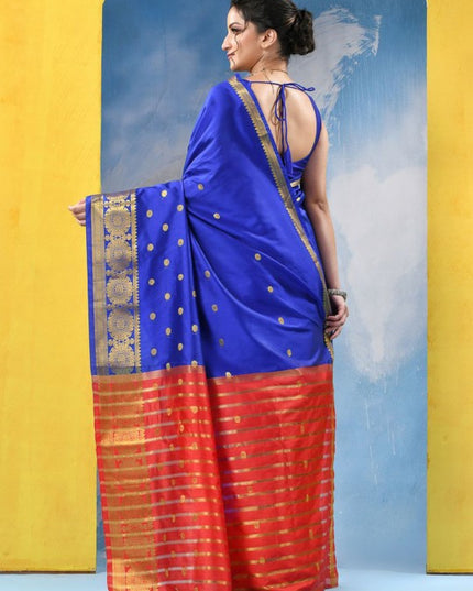 Exquisite Royal Blue Woven Design Zari Kanjeevaram Saree with Blouse Piece