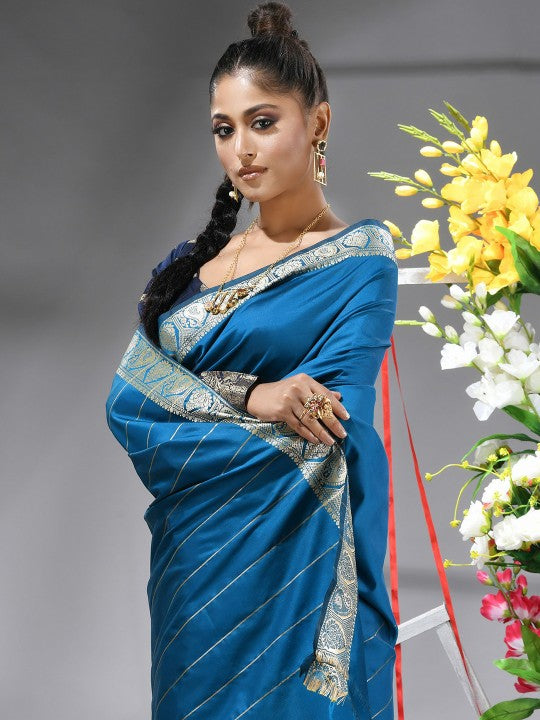 DESH BIDESH Exquisite Zari Silk Blend Saree with Woven Design Border