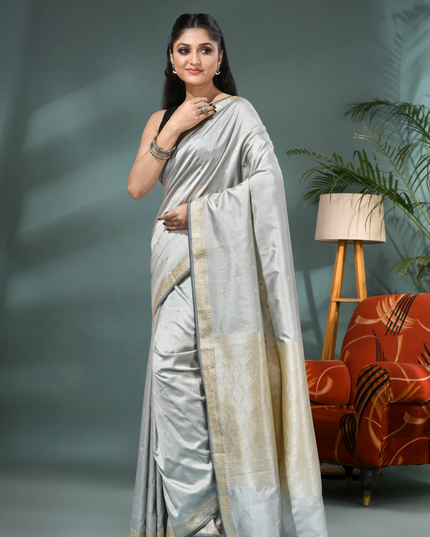 Women's Jacquard Banarasi Kanjivaram Kanchipuram Zari Butta Woven Slim Border Saree