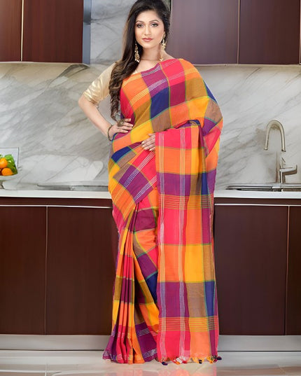 DESH BIDESH Checked Pure Cotton Handloom Taant Saree
