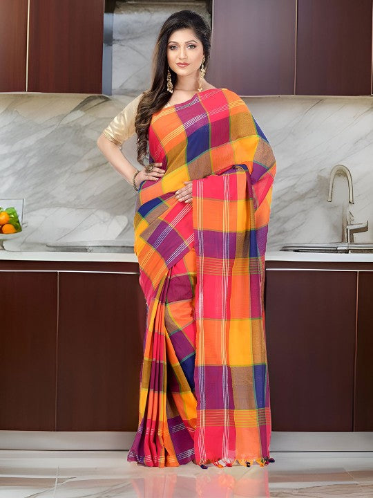 DESH BIDESH Checked Pure Cotton Handloom Taant Saree